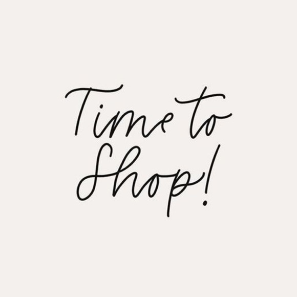 Shop my closet 🫶 - Picture 1 of 1